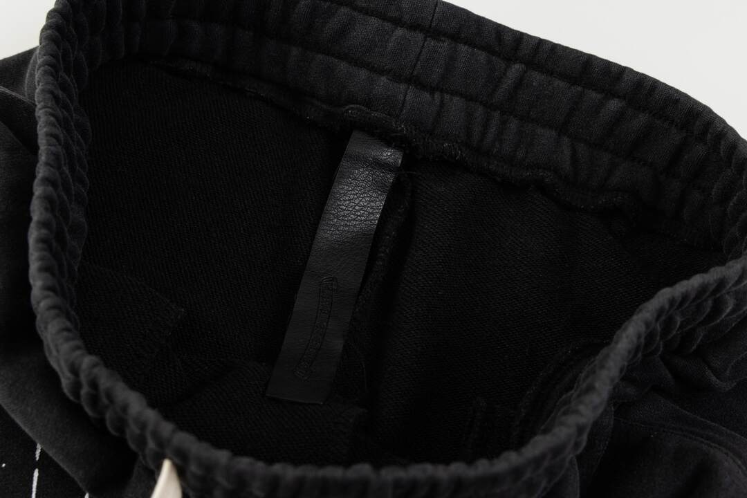 NEW Shorts 9053