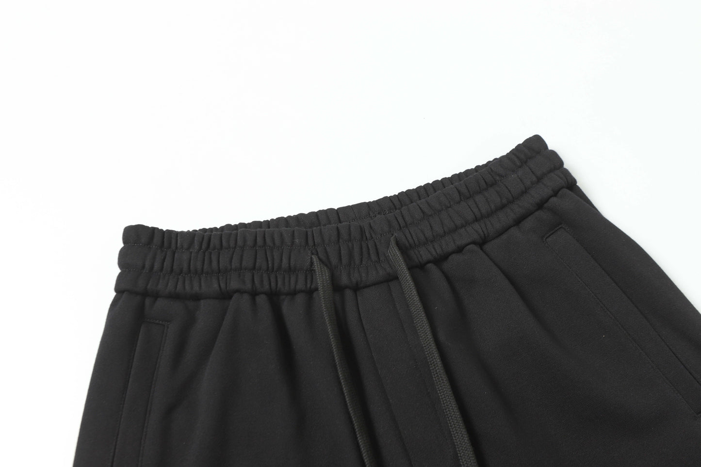 NEW Shorts 2279