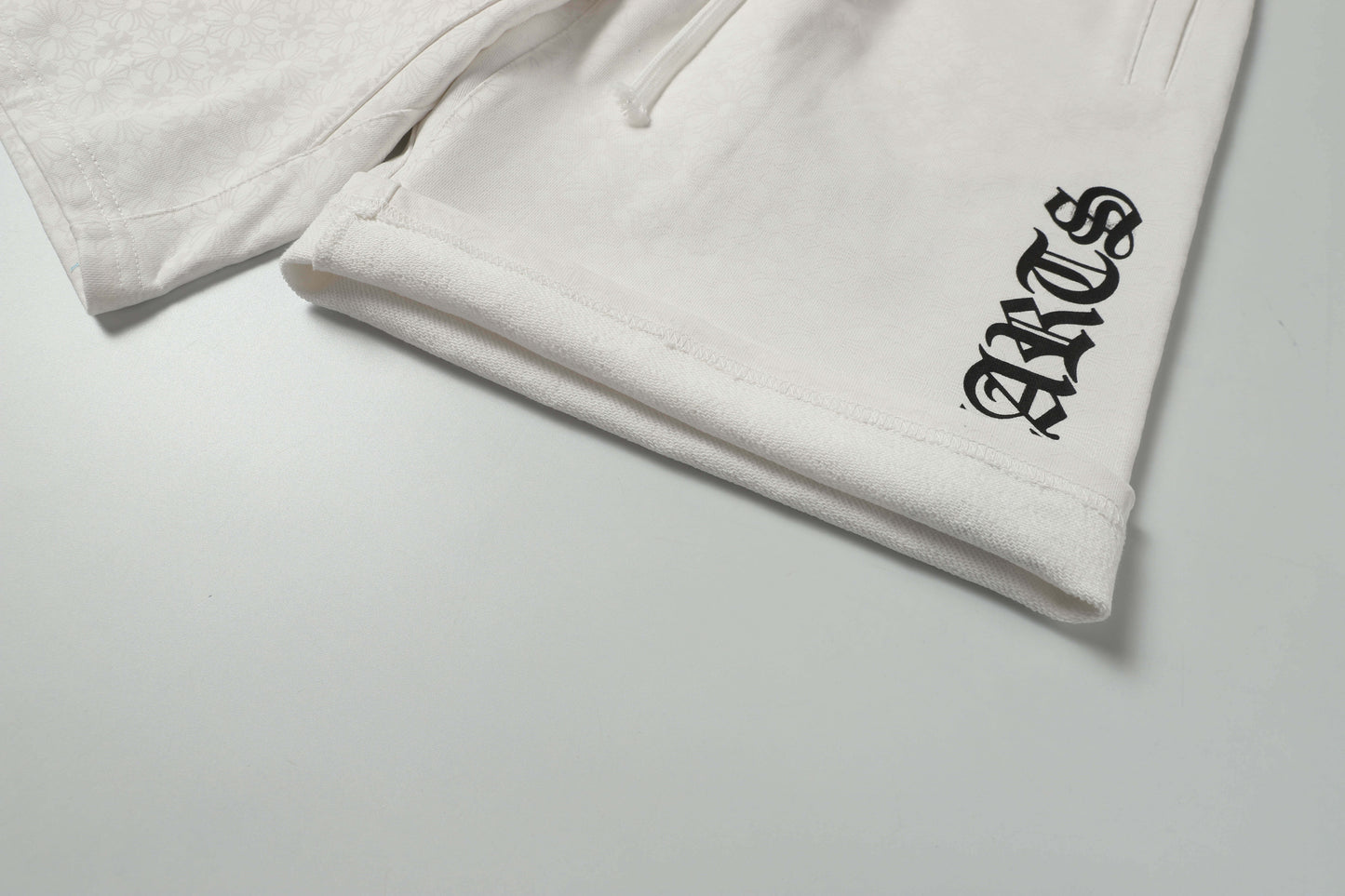 NEW Shorts 2282