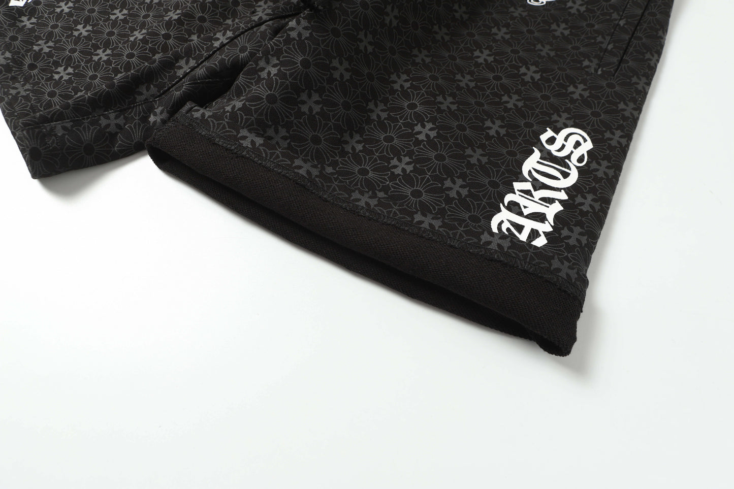 NEW Shorts 2282