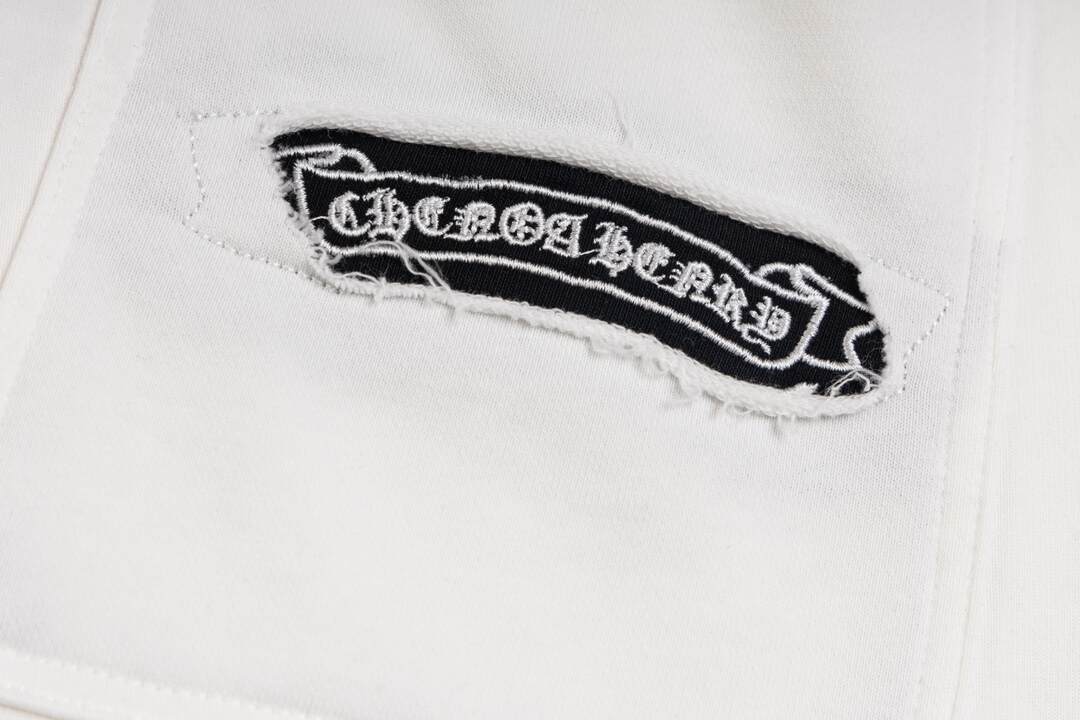 NEW Shorts 9057