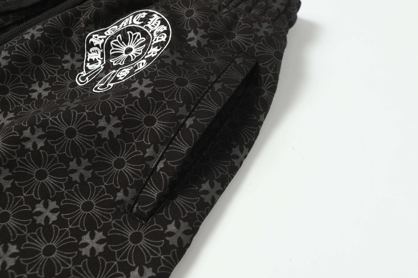 NEW Shorts 2282