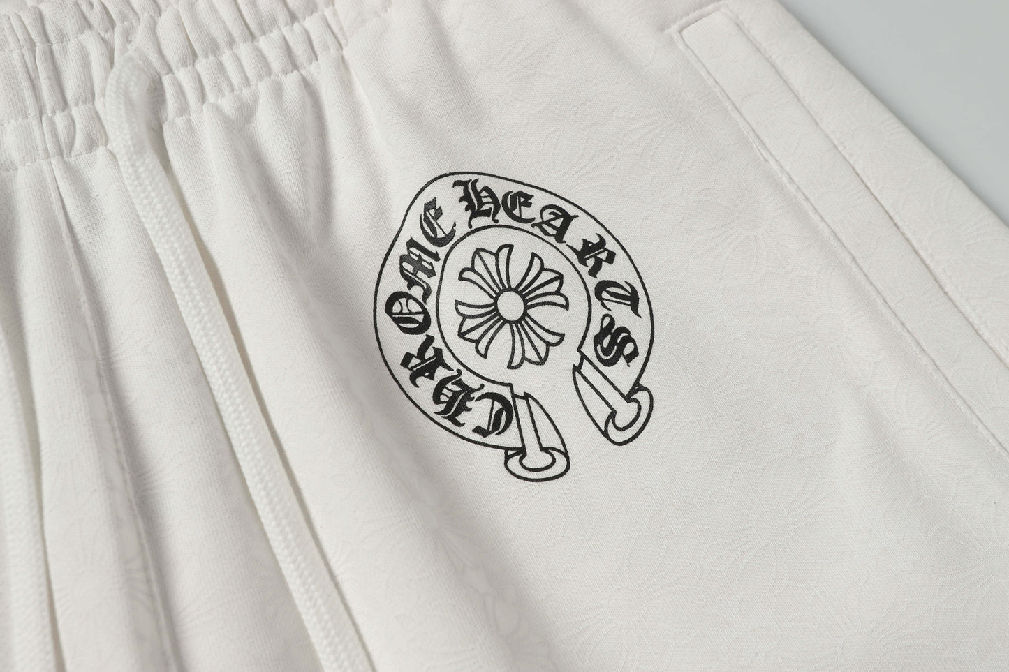 NEW Shorts 2282