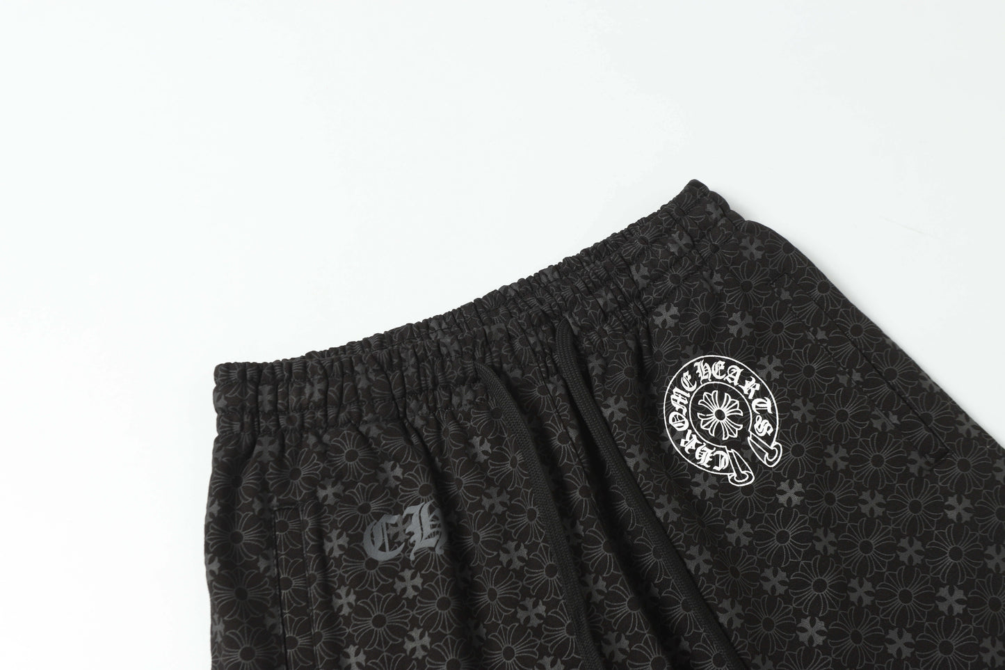 NEW Shorts 2282