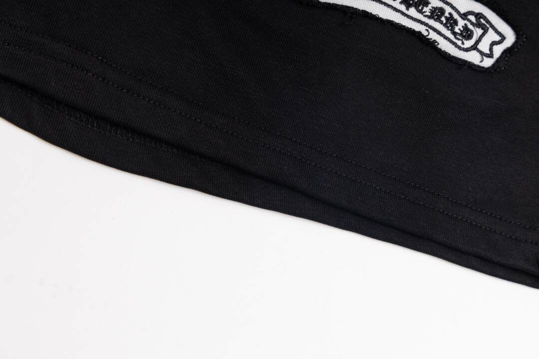 NEW Shorts 9057