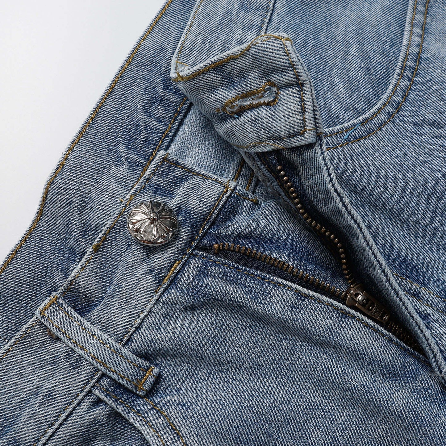 NEW Shorts 9919